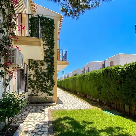 Lovely 1- Bedroom With Pool, Close To The Apartment Vera