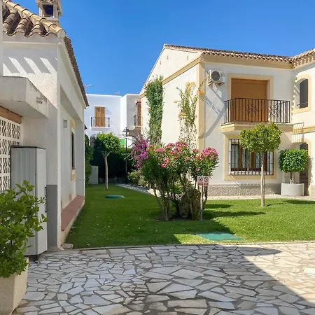 Lovely 1- Bedroom With Pool, Close To The * Vera